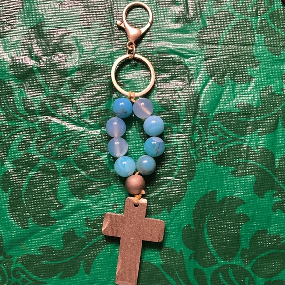KEYCHAIN with large lobster clasp to clip on purse strap, has wooden cross $8 - Picture 2 of 2